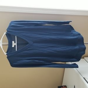 💙Halston V-Neck Top💙